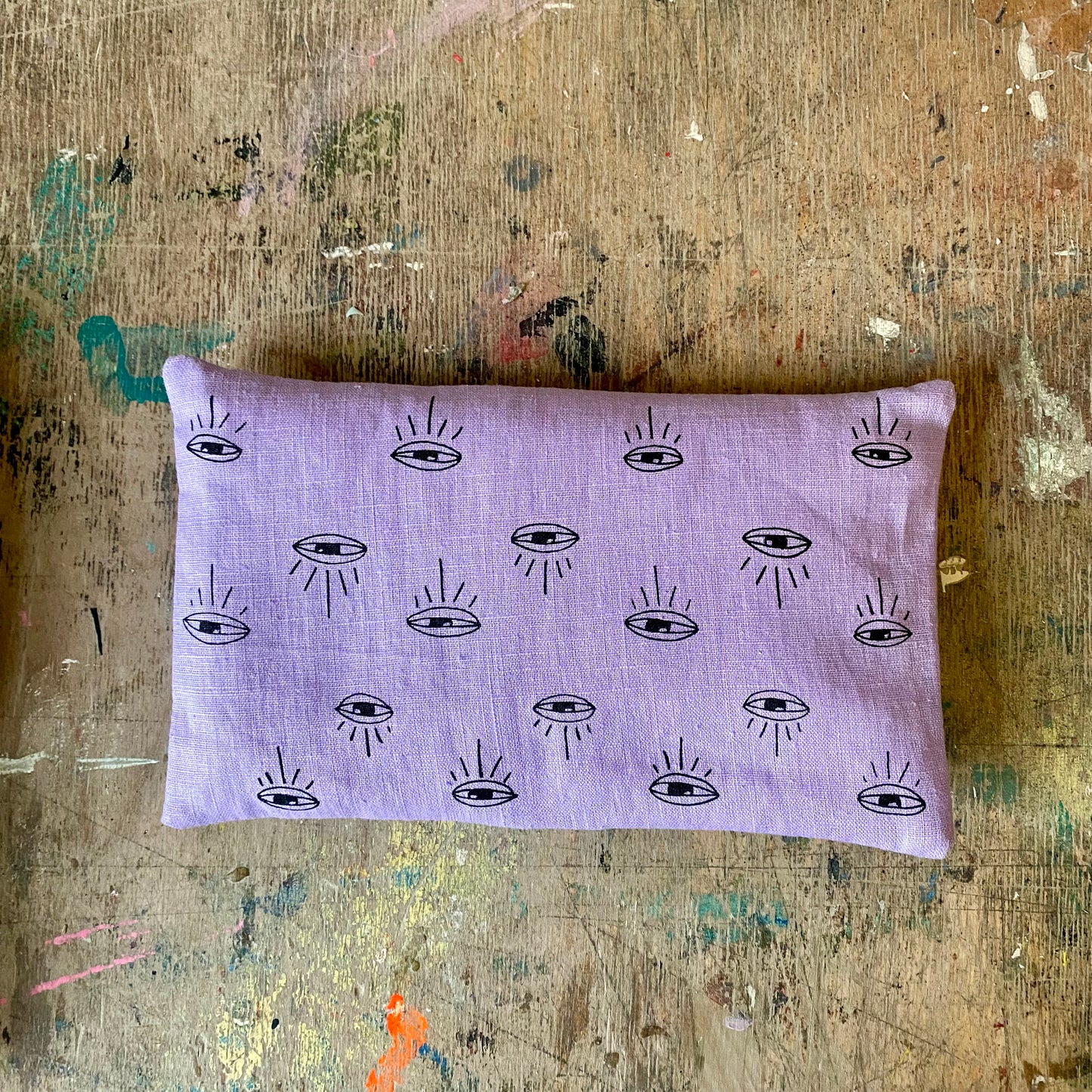 Eye Pillow WILDKUER // schwarz auf violett