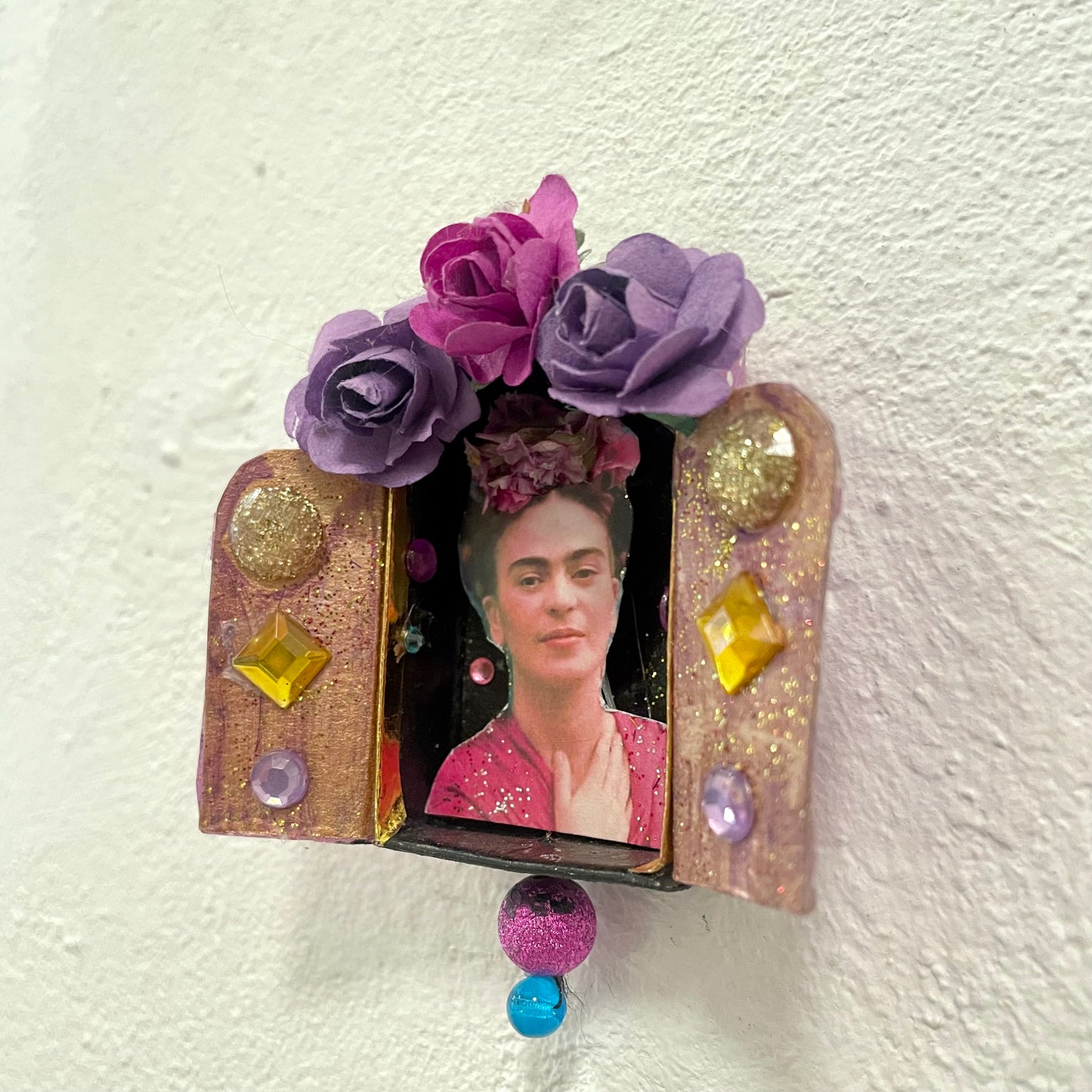 Frida Box // Be more Frida violett flower power
