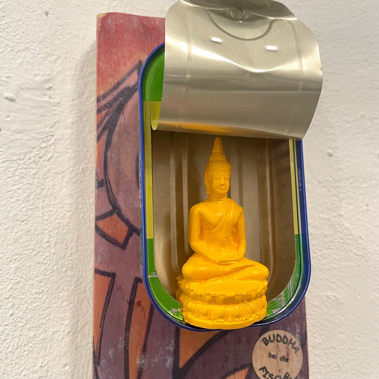 Buddha bei die Fische // gelb orange / // Wandobjekt