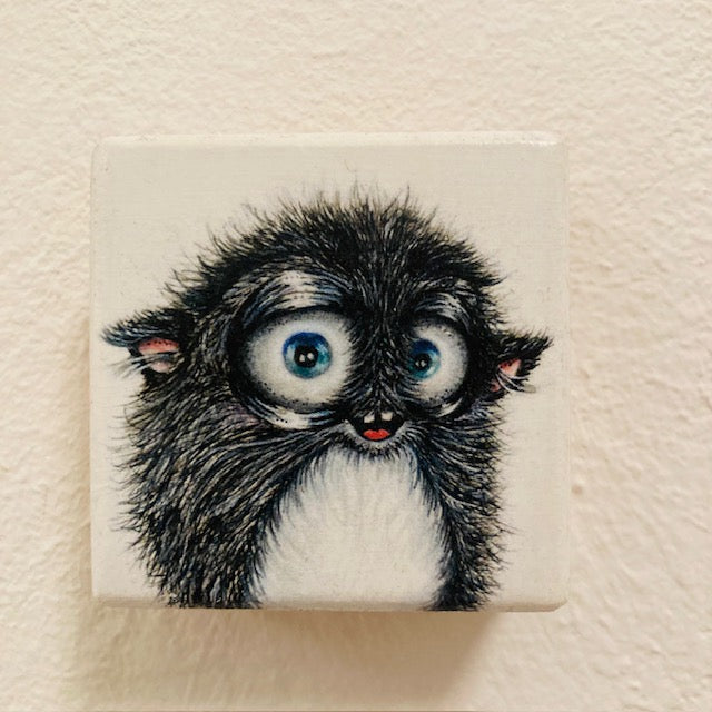 „Hellou" (mini) by Maddesign.hh // MonStarZ auf Holz