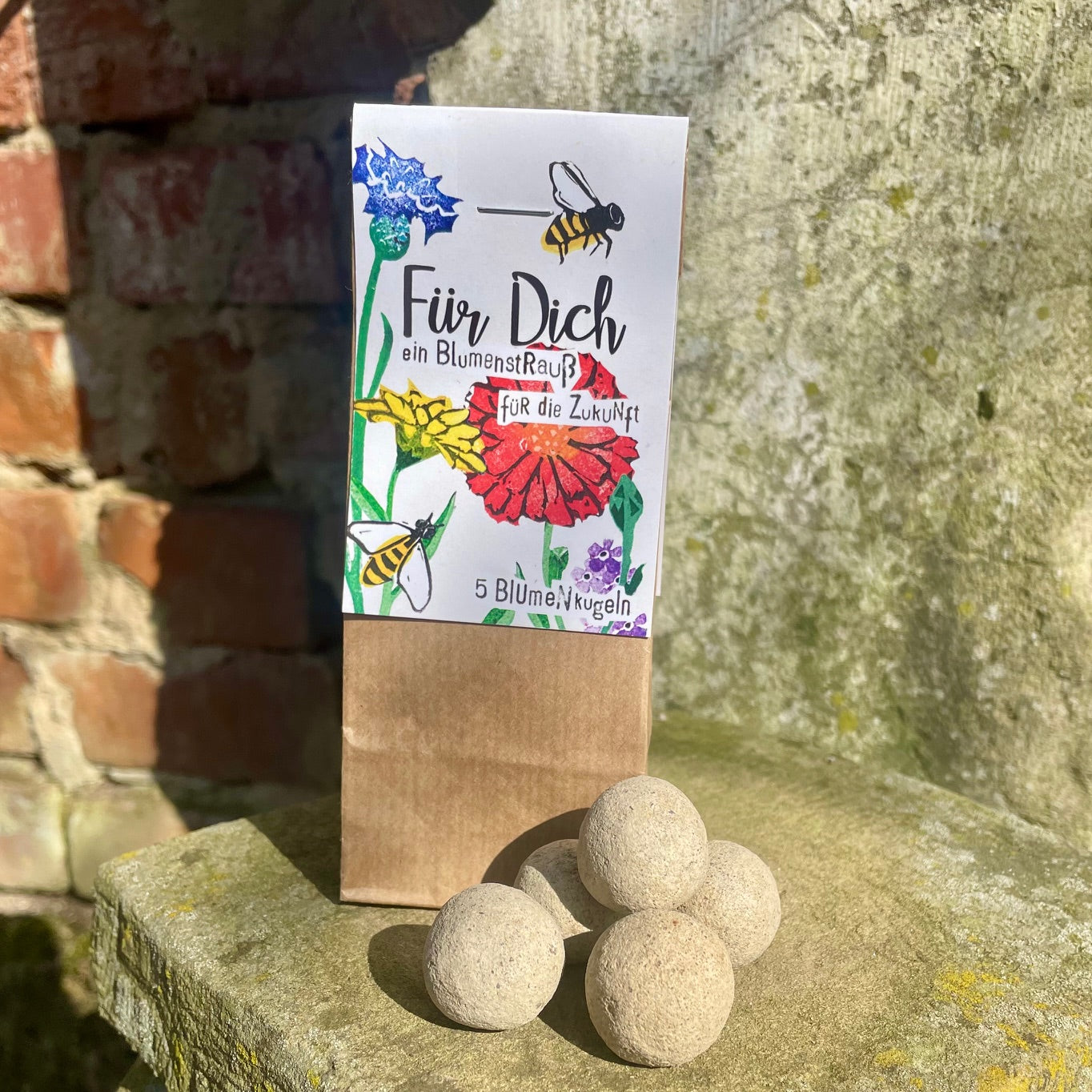 kuki Blumenkugeln / Ein Blumenstrauß für die Zukunft