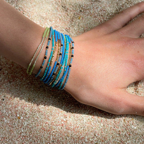 Perlenarmbändchen // von feinperlich blau-grün töne