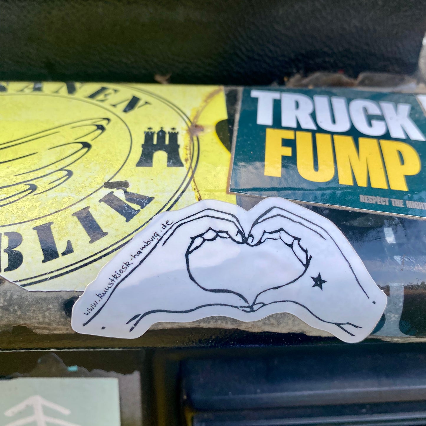 Sticker // Herz Hände