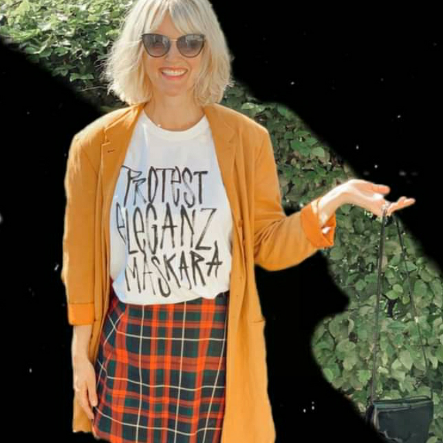 "PROTEST ELEGANZ MASKARA"// Shirt