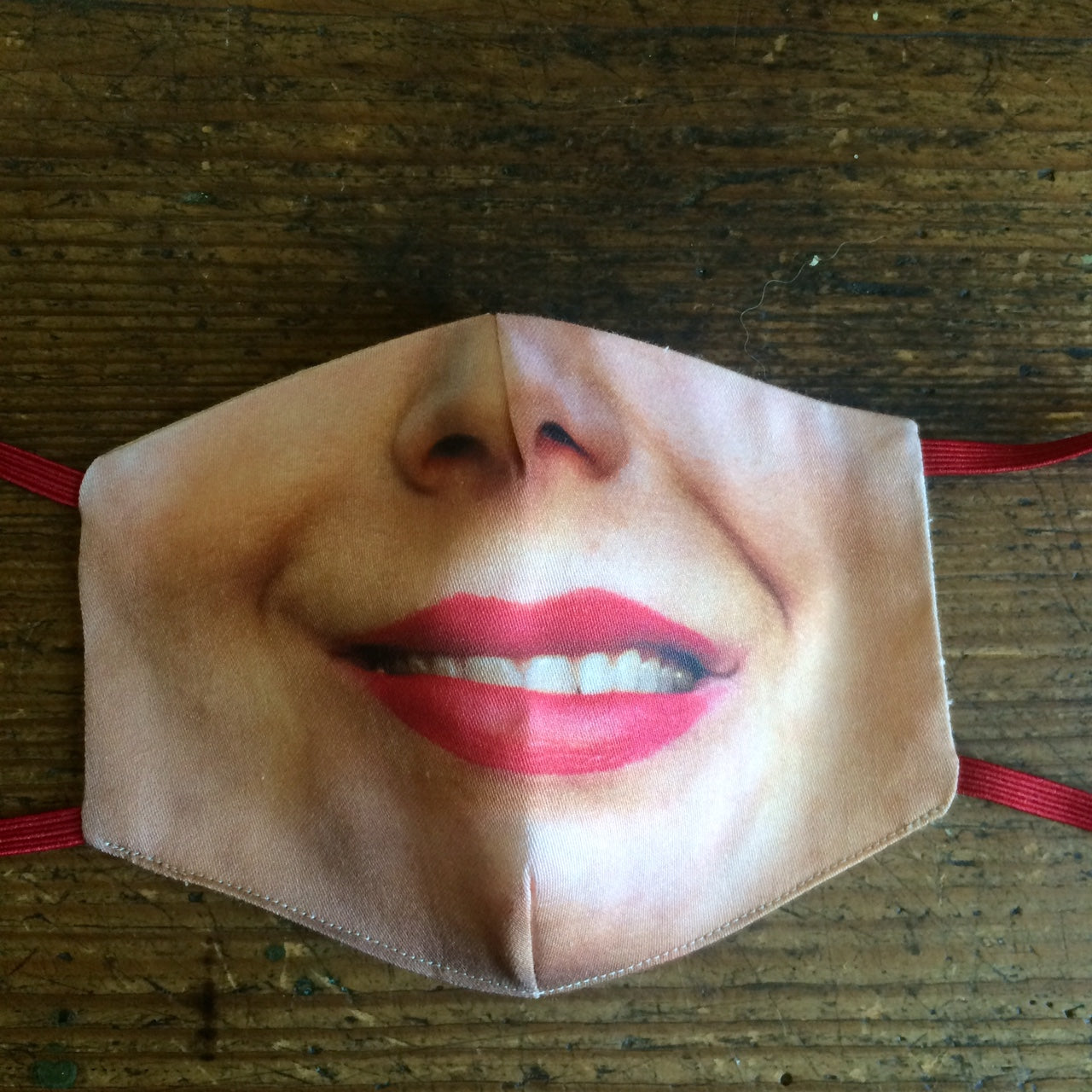 Gesichtsmaske Frau