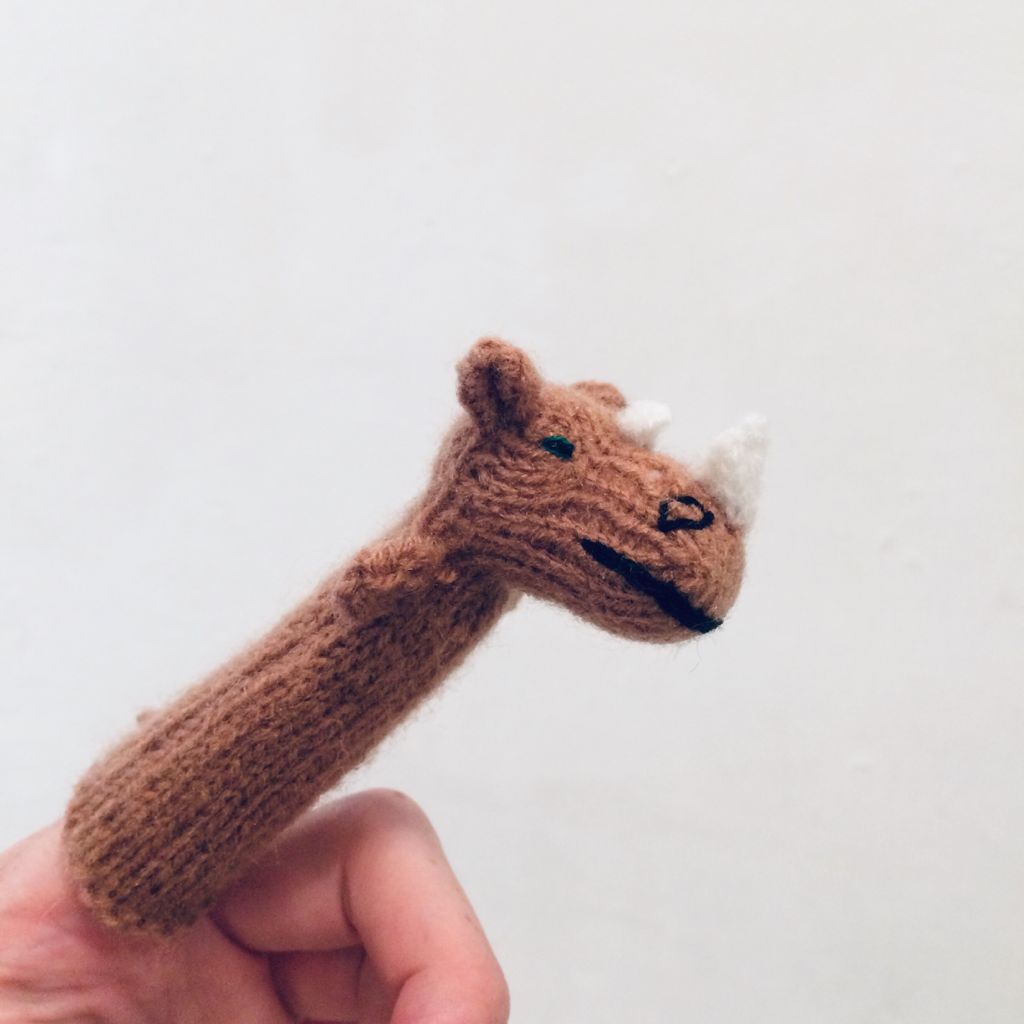 Fingerpuppe // Nashorn