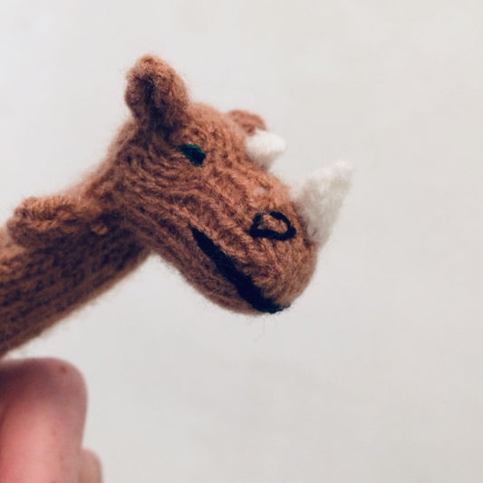 Fingerpuppe // Nashorn