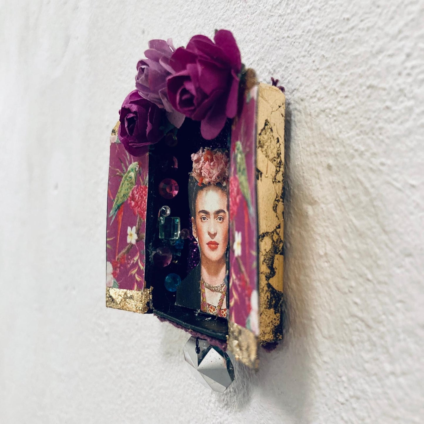 Frida Box // Be more Frida violett flower power