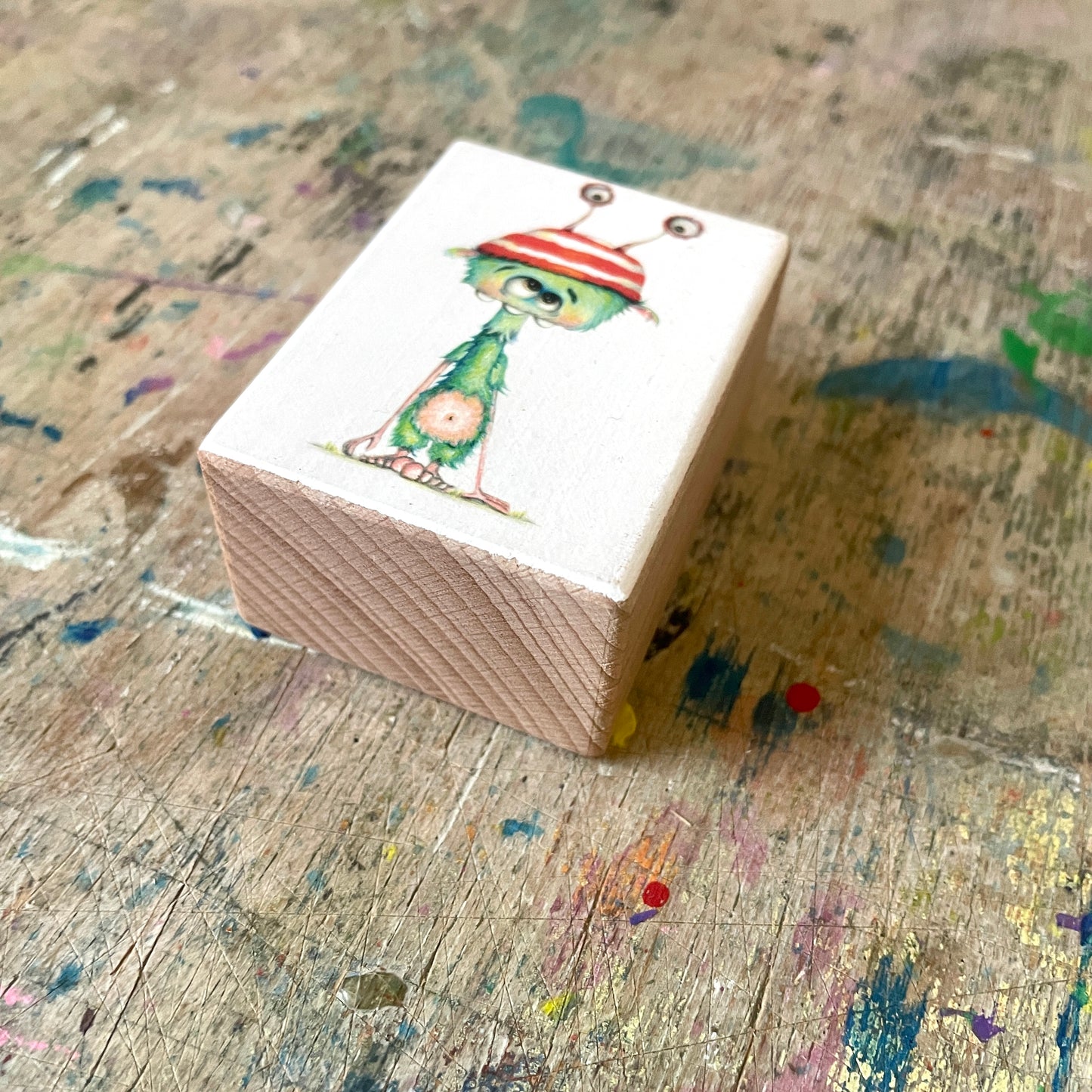 "Augenhut" by Maddesign.hh // MonStarZ auf Holz