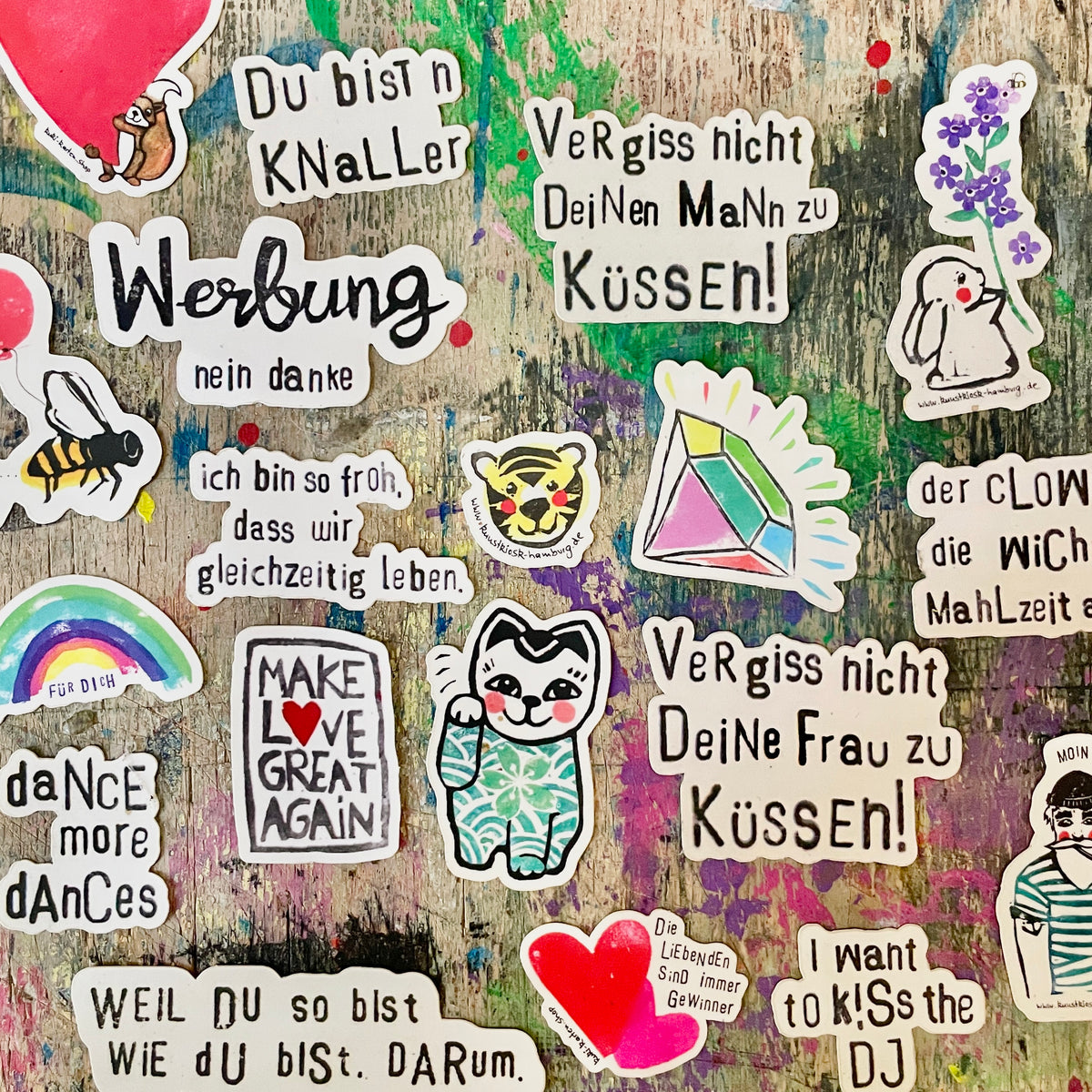 kuki Sticker,"Make Love Great Again."