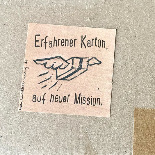 Aufkleber /Sticker “Erfahrener Karton auf neuer Mission”
