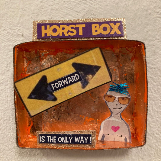 Horst Box // Forward!