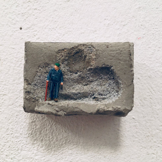 Beton Miniatur // #2 Mann mit Stock